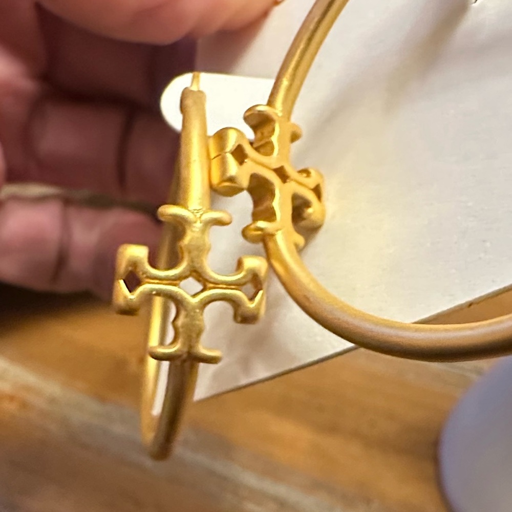 Tory Burch Kira Matte Gold Hoop Earrings - Picture 4 of 4